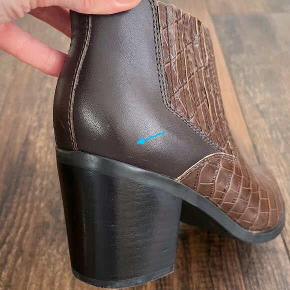 Marc Fisher Croc Embossed Faux Leather Ankle Bootie Pointed Toe Size 8.5 Brown - Picture 10 of 16